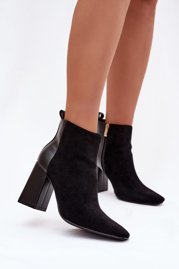 black Heel boots model 221933 Step in style