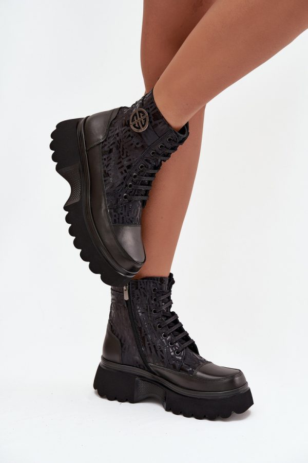 black Boots model 222518 Step in style