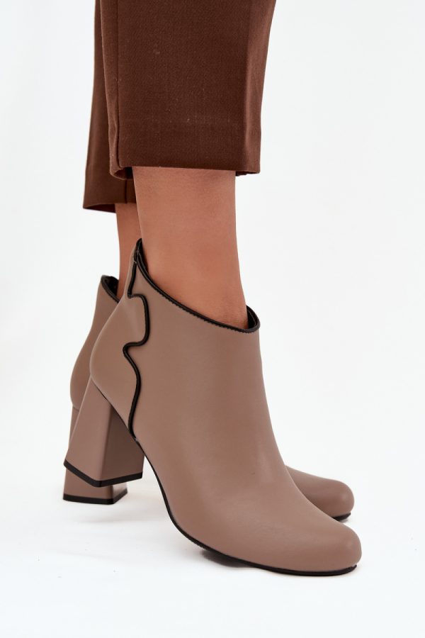 beige Heel boots model 222520 Step in style