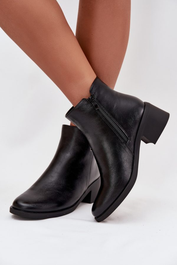black Heel boots model 222522 Step in style