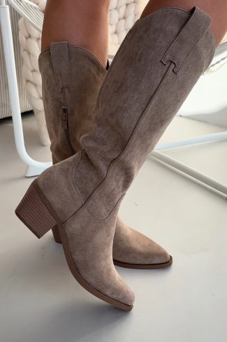 beige Heel boots model 222529 Step in style
