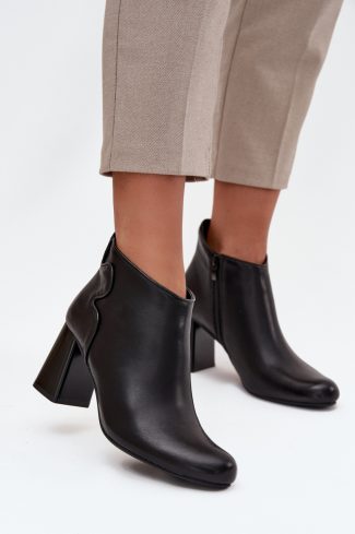 black Heel boots model 222725 Step in style