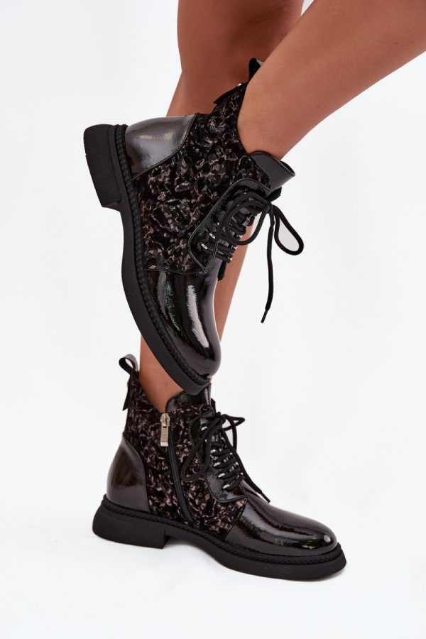 black Boots model 222957 Step in style