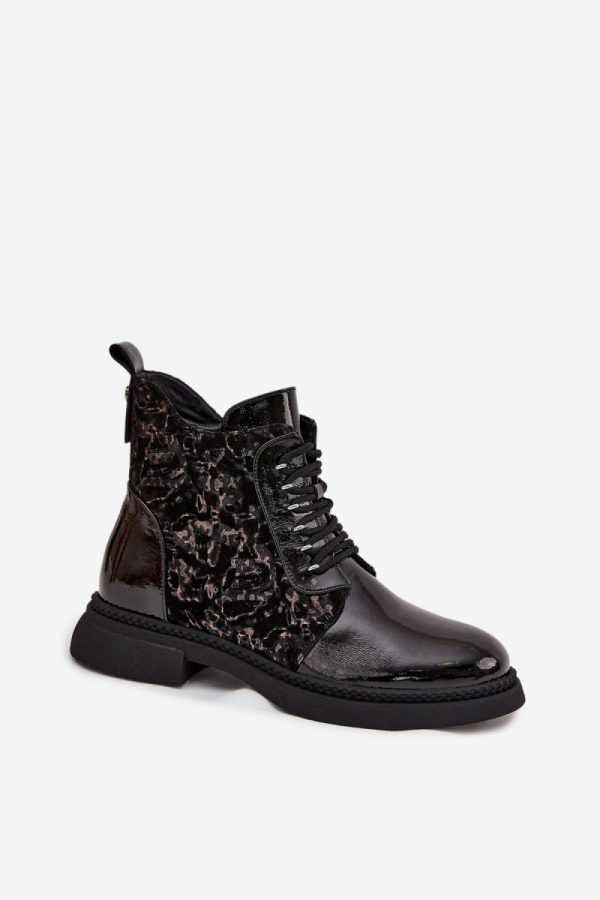 black Boots model 222957 Step in style