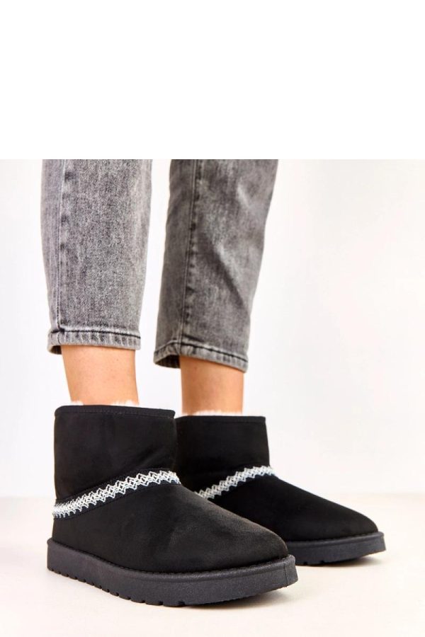 Black Snow Boots...Fabric, Footbed and Sole Height