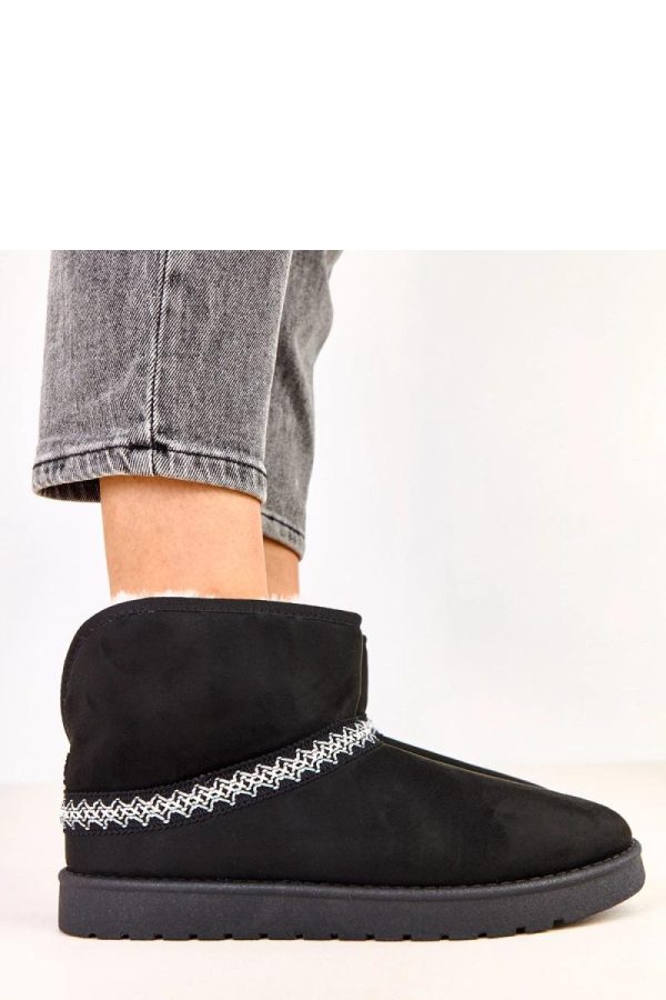 Black Snow Boots...Fabric, Footbed and Sole Height