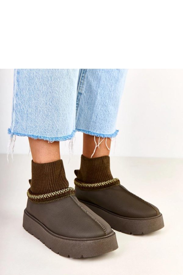 Green Snow Boots...Fabric, Footbed and Platform Height