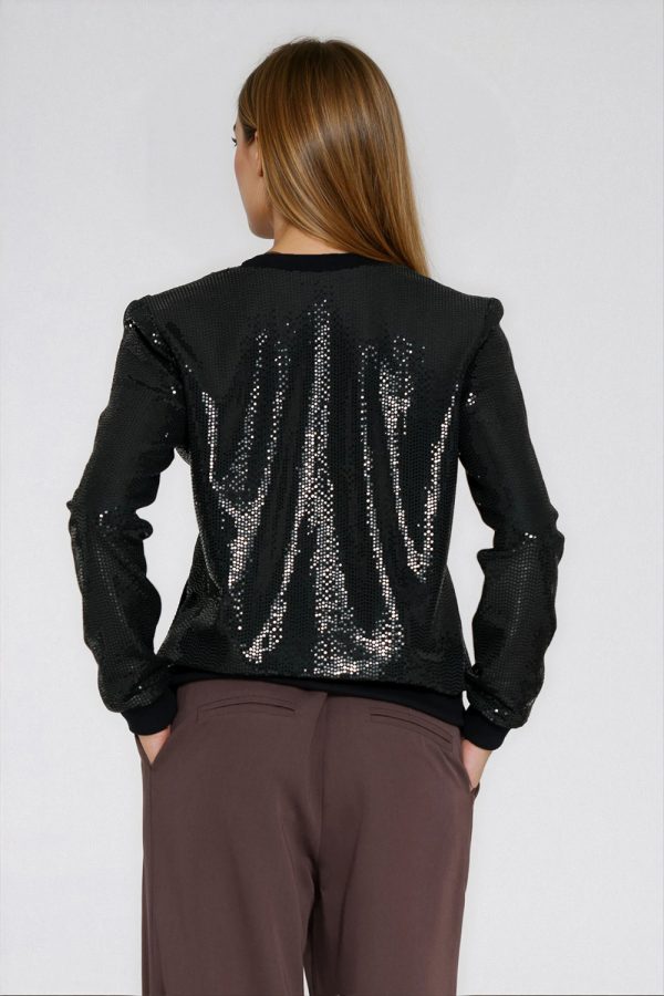 black Sweatshirt model 223299 Nife