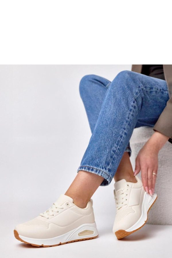 beige Sport Shoes model 224173 Solea