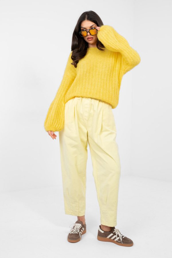 yellow Jumper model 224367 Italy Moda