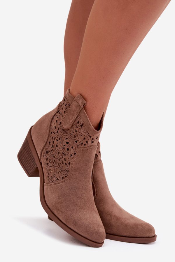 brown Heel boots model 224426 Step in style