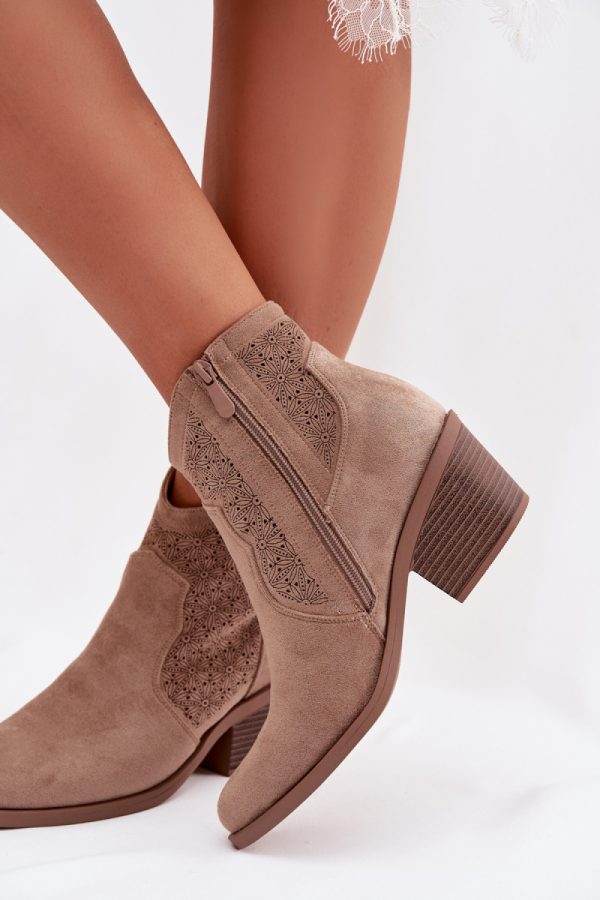 beige Heel boots model 224428 Step in style