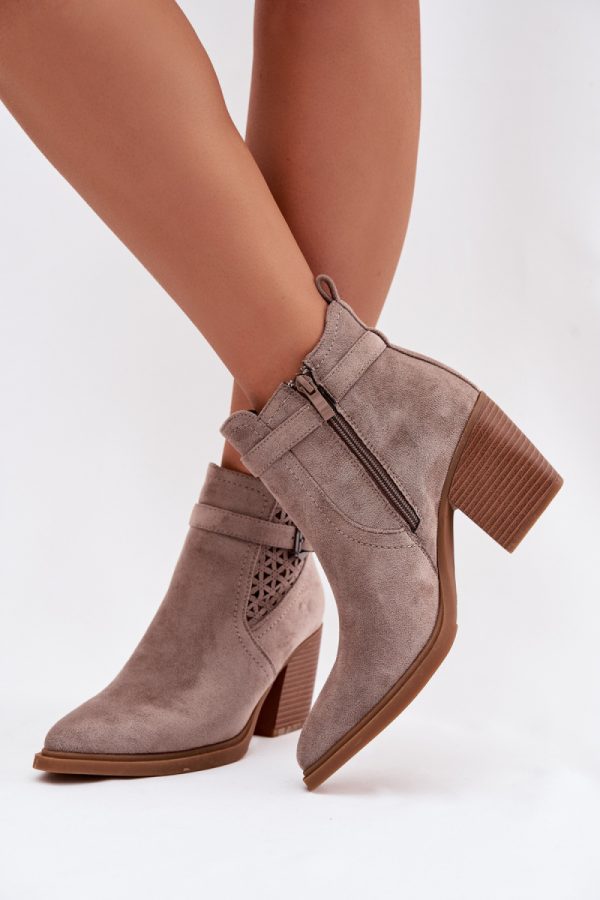 beige Heel boots model 224702 Step in style
