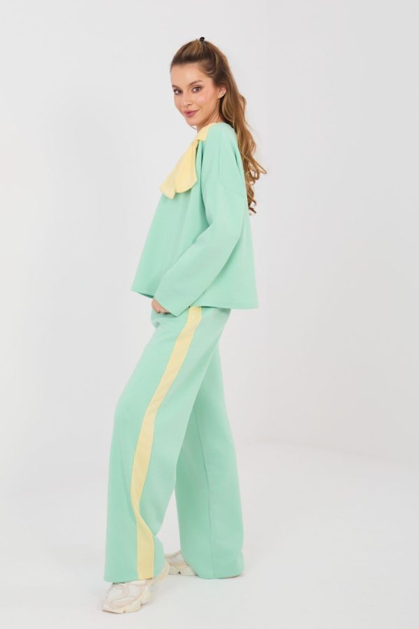 Green Set in Pants, Trousers, Shorts with Spandex, Polyester and Viscose