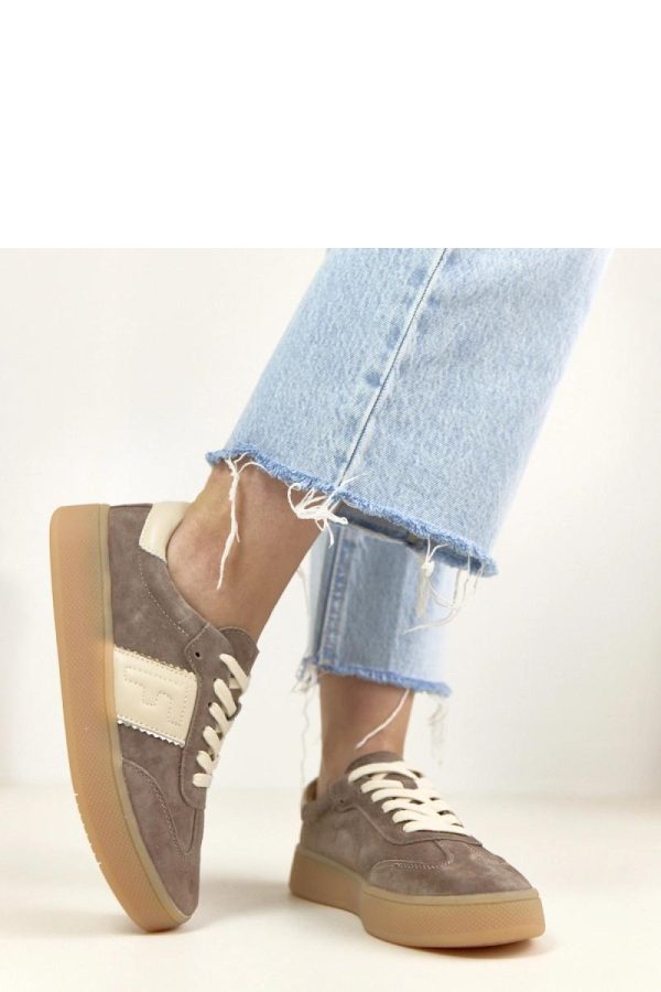 Brown Sport Shoes..Fabric, Footbed and Platform Height