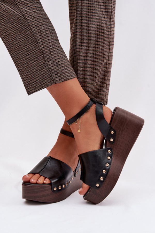 black Buskin model 225119 Step in style