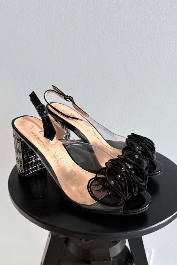 black Heel sandals model 225146 Step in style
