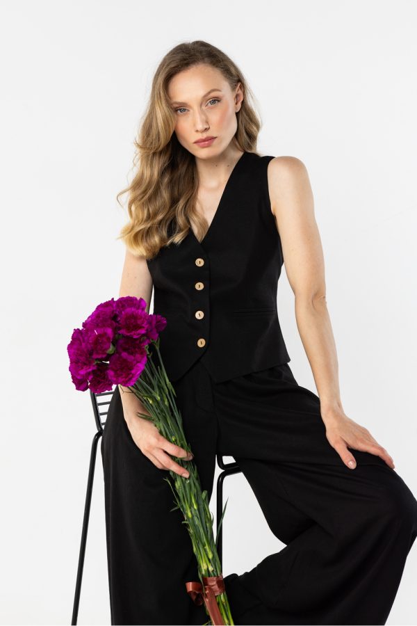 Black Gilet in Jackets, Vests For Women with Cotton, Len and Viscose