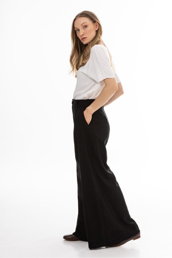 Black Women Trousers in Pants, Trousers, Shorts with Cotton, Len and Viscose