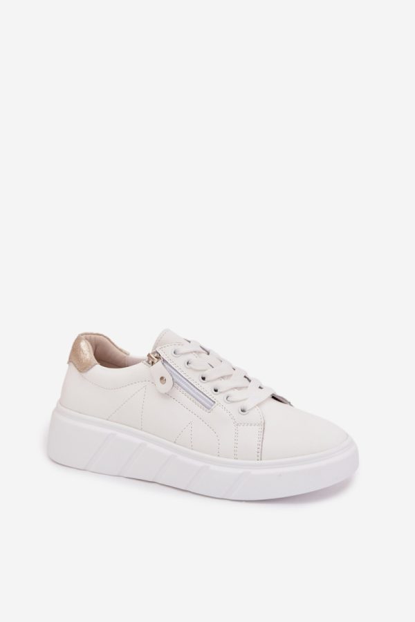 white Half shoes model 225618 Step in style