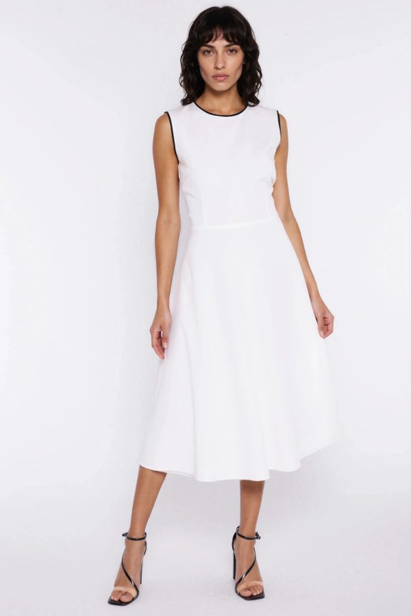 beige Daydress model 225827 Nife
