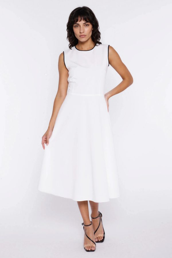 beige Daydress model 225827 Nife