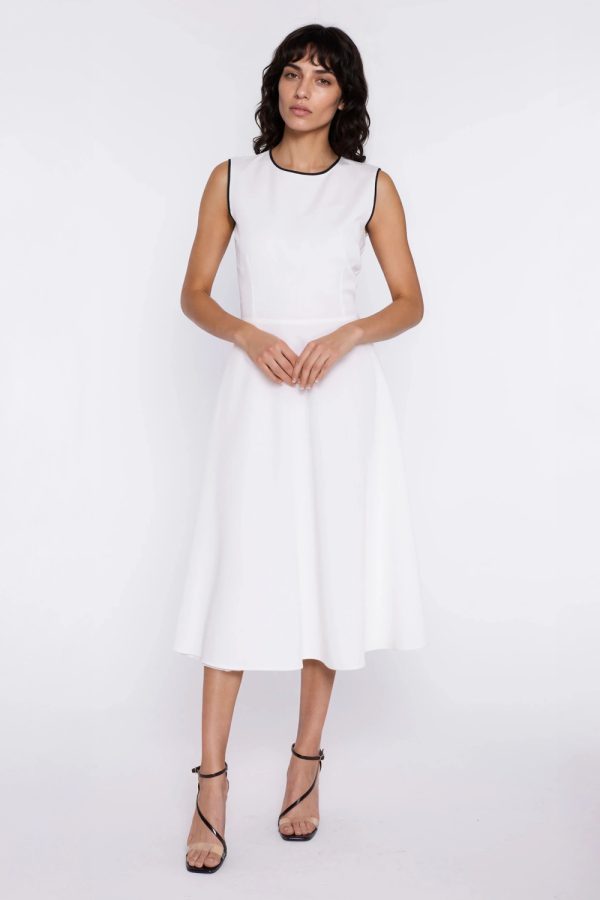 beige Daydress model 225827 Nife