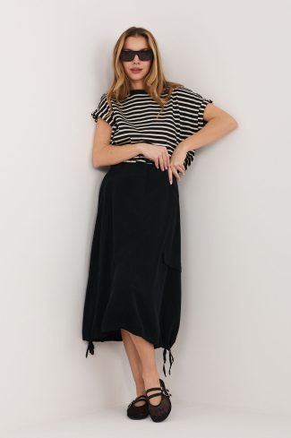 Black Skirt in Skirts with Cotton and Spandex