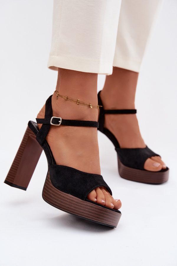 black Heel sandals model 226118 Step in style