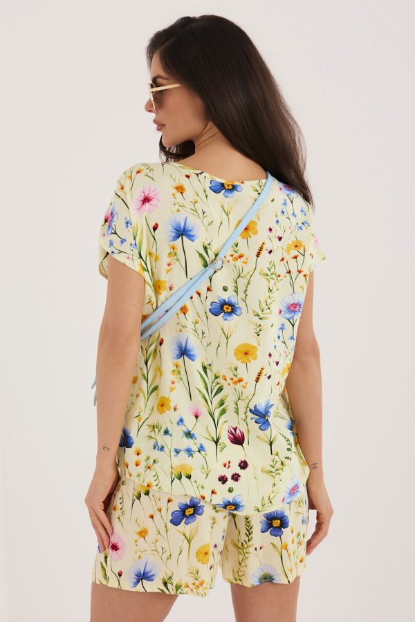 Yellow Shorts in Shorts For Women, Crop Pants with Viscose