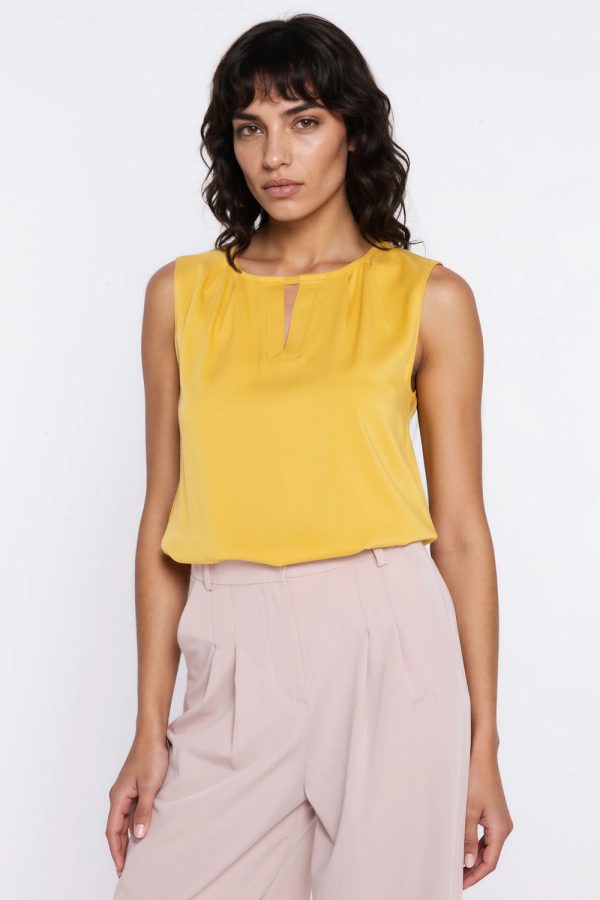 yellow Blouse model 226427 Nife