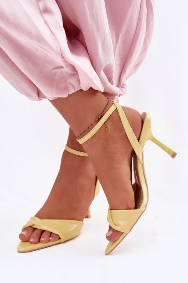 yellow Heel sandals model 226516 Step in style