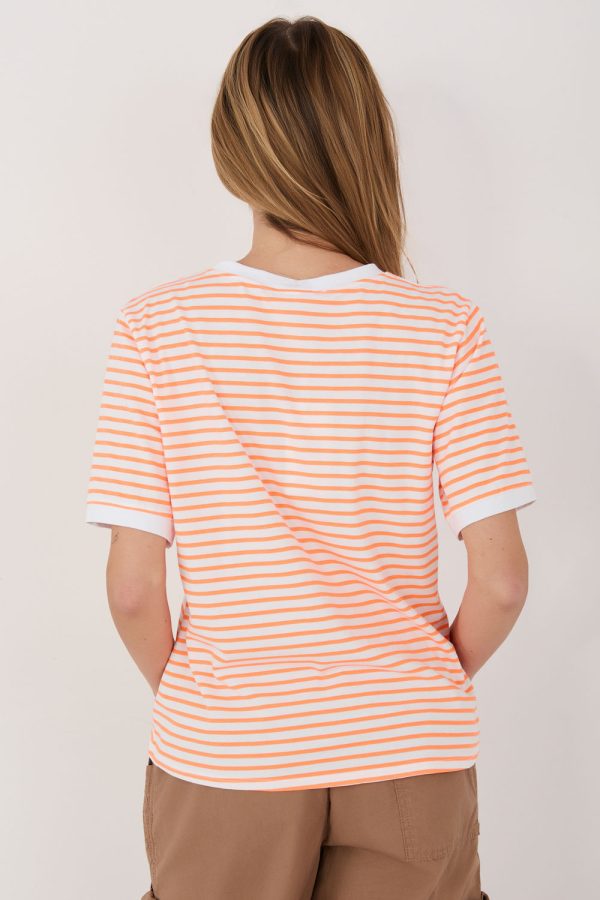 White T-shirt in Women`s Tops, T-shirts, Singlets with Cotton