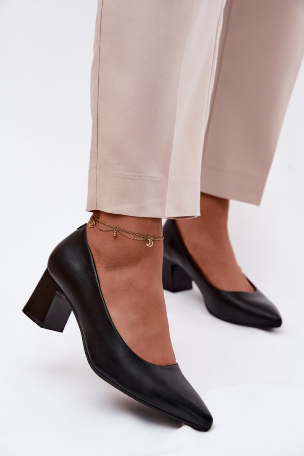 black Block heel pumps model 227159 Step in style