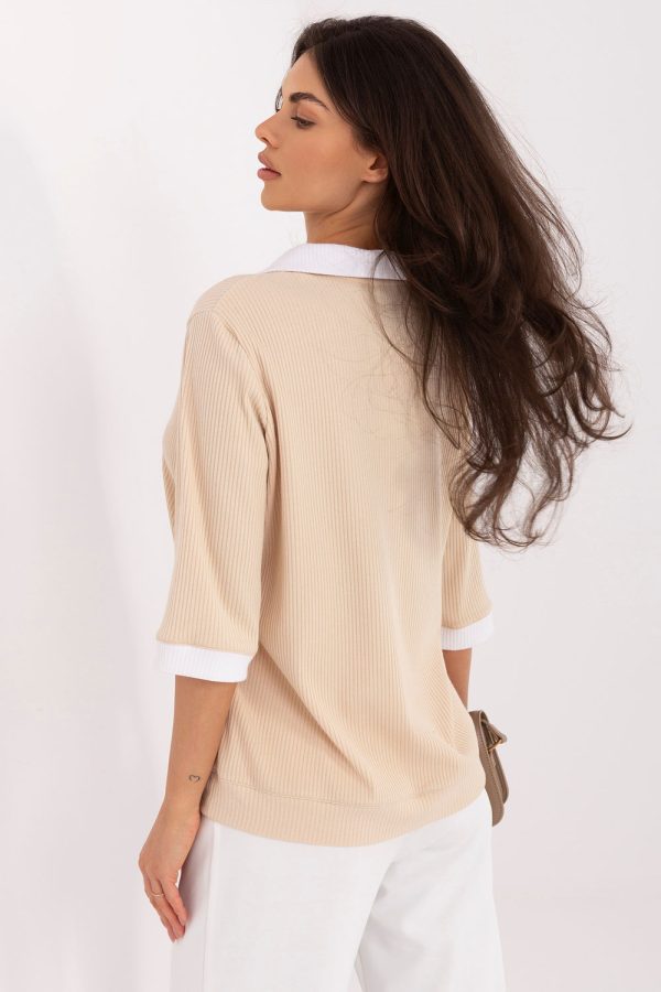 beige Blouse model 227322 Lakerta