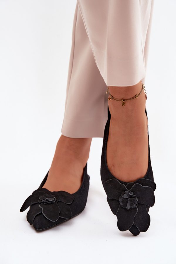 black Sandals model 227413 Step in style