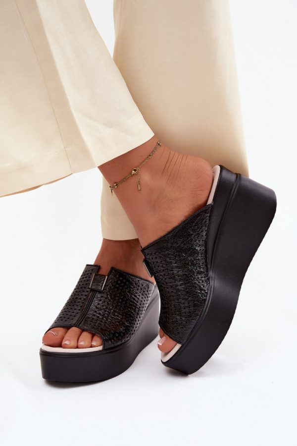 black Buskin model 227430 Step in style