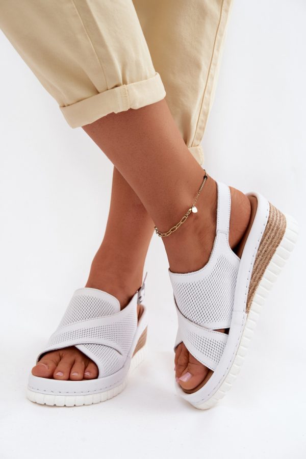 white Buskin model 227896 Step in style