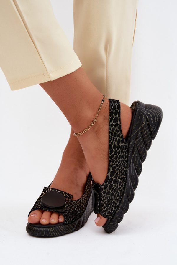 black Buskin model 227904 Step in style