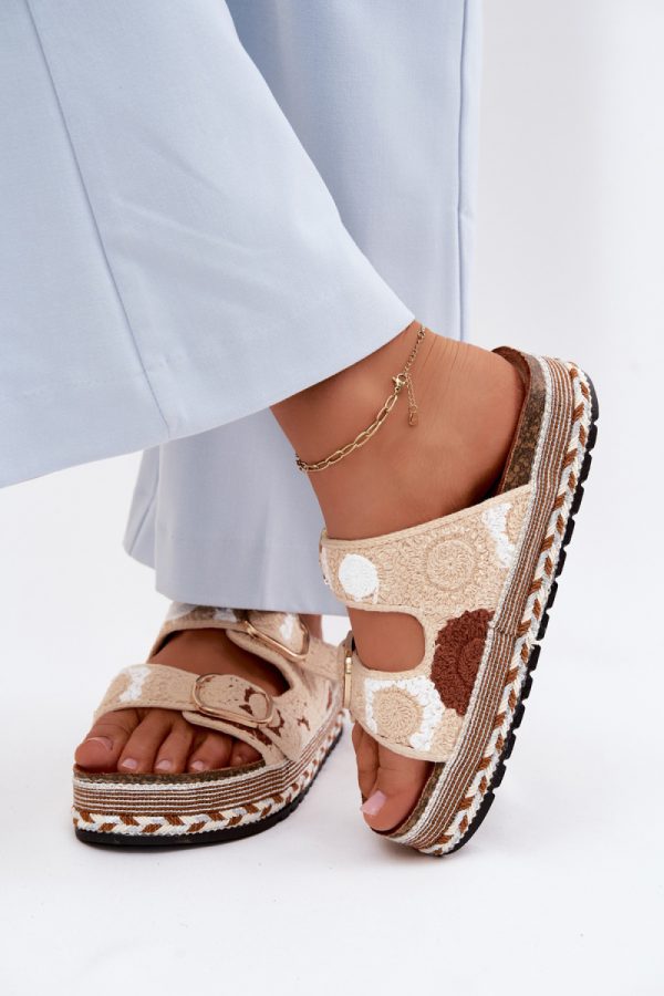 beige Platform sandals model 227935 Step in style