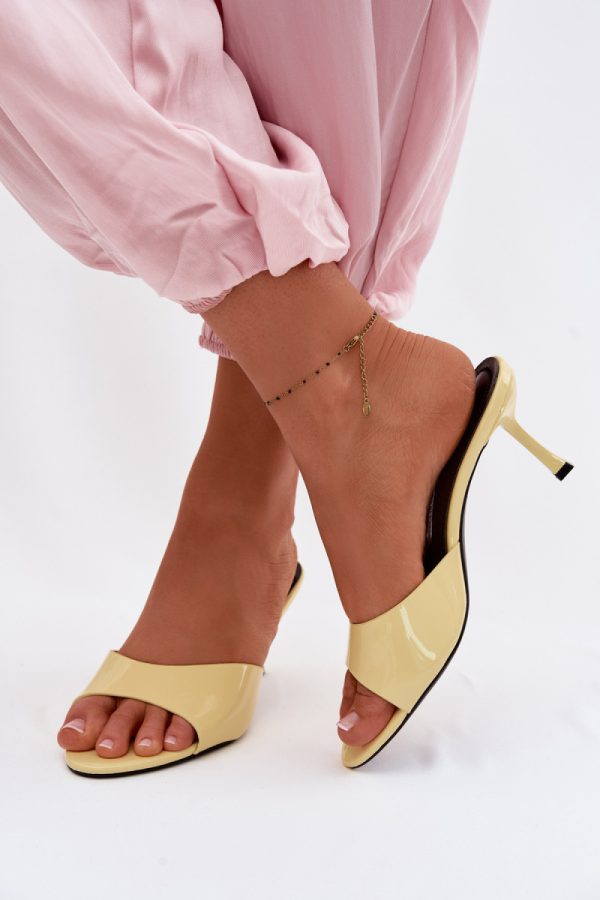 yellow Heeled sandals model 227949 Step in style