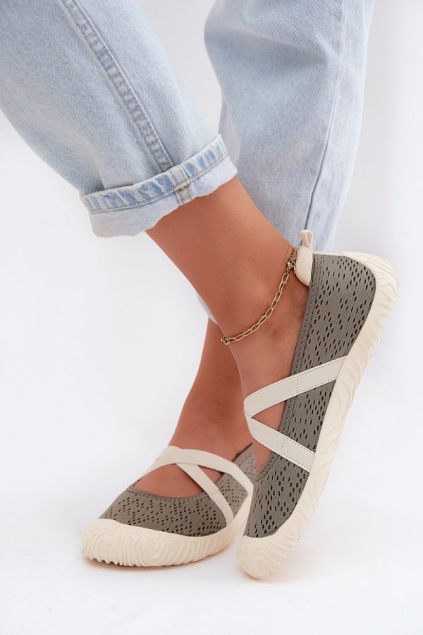 green Ballet flats model 228085 Step in style
