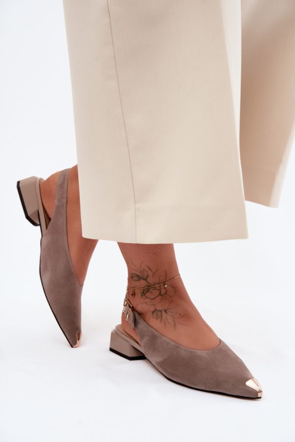 beige Sandals model 228117 Step in style