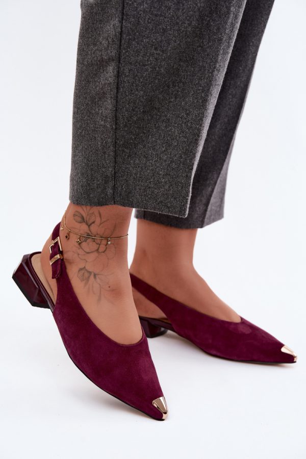 red Sandals model 228118 Step in style