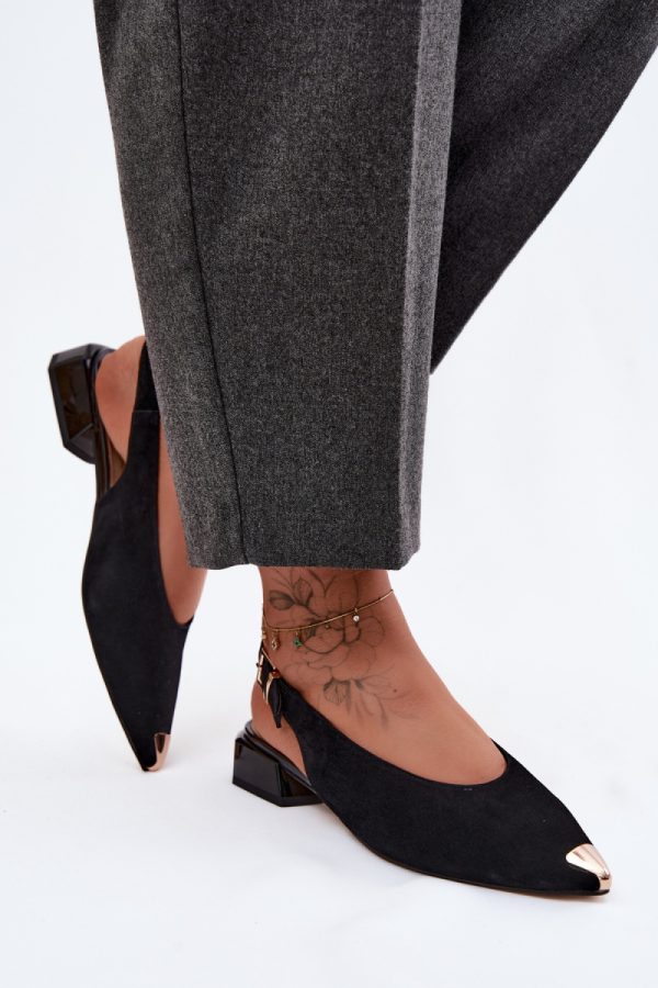 black Sandals model 228119 Step in style