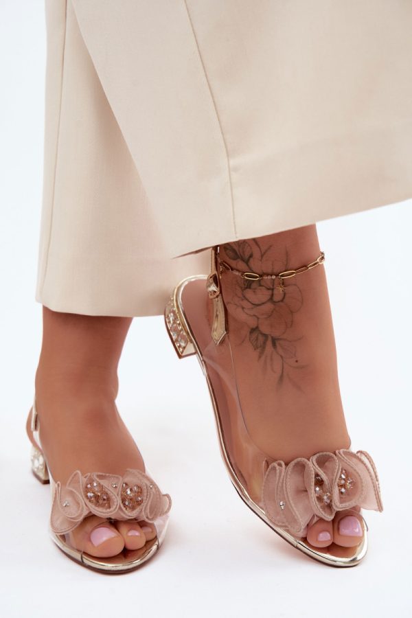yellow Sandals model 228123 Step in style