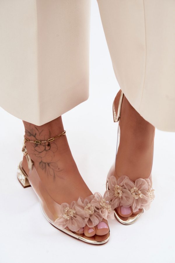 yellow Sandals model 228129 Step in style