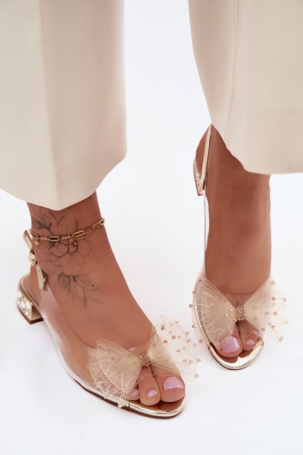 yellow Sandals model 228134 Step in style