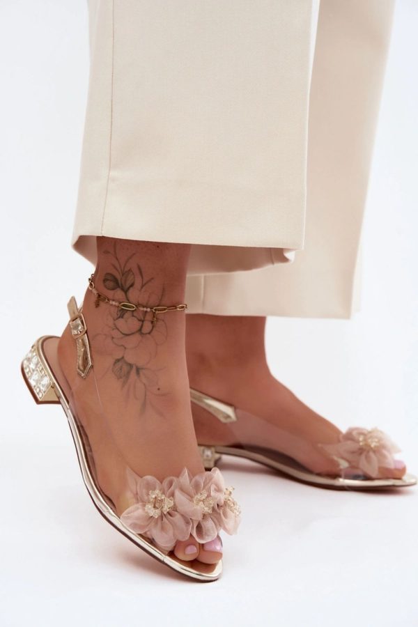 yellow Sandals model 228129 Step in style
