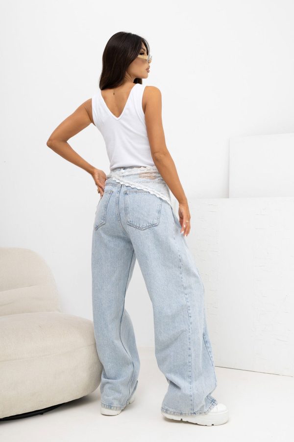 White Top in Undershirts / Tops with Cotton and Spandex
